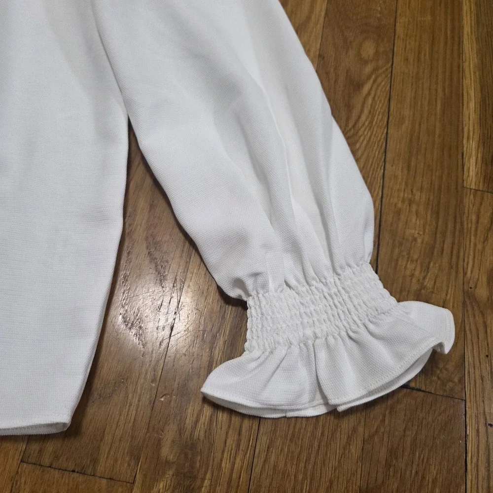 Tuckernuck Womens Preppy Minimalist Off The Shoulder Summer Casual Top White S - Picture 5 of 11